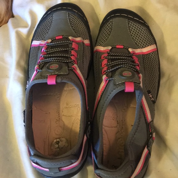 J-41 grey/pink Tahoe trail shoe sz 7M - Picture 1 of 1